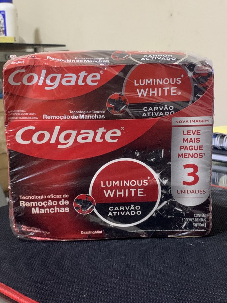 Kit Creme Dental Colgate Luminous White Carvão Ativado 3 Unidades