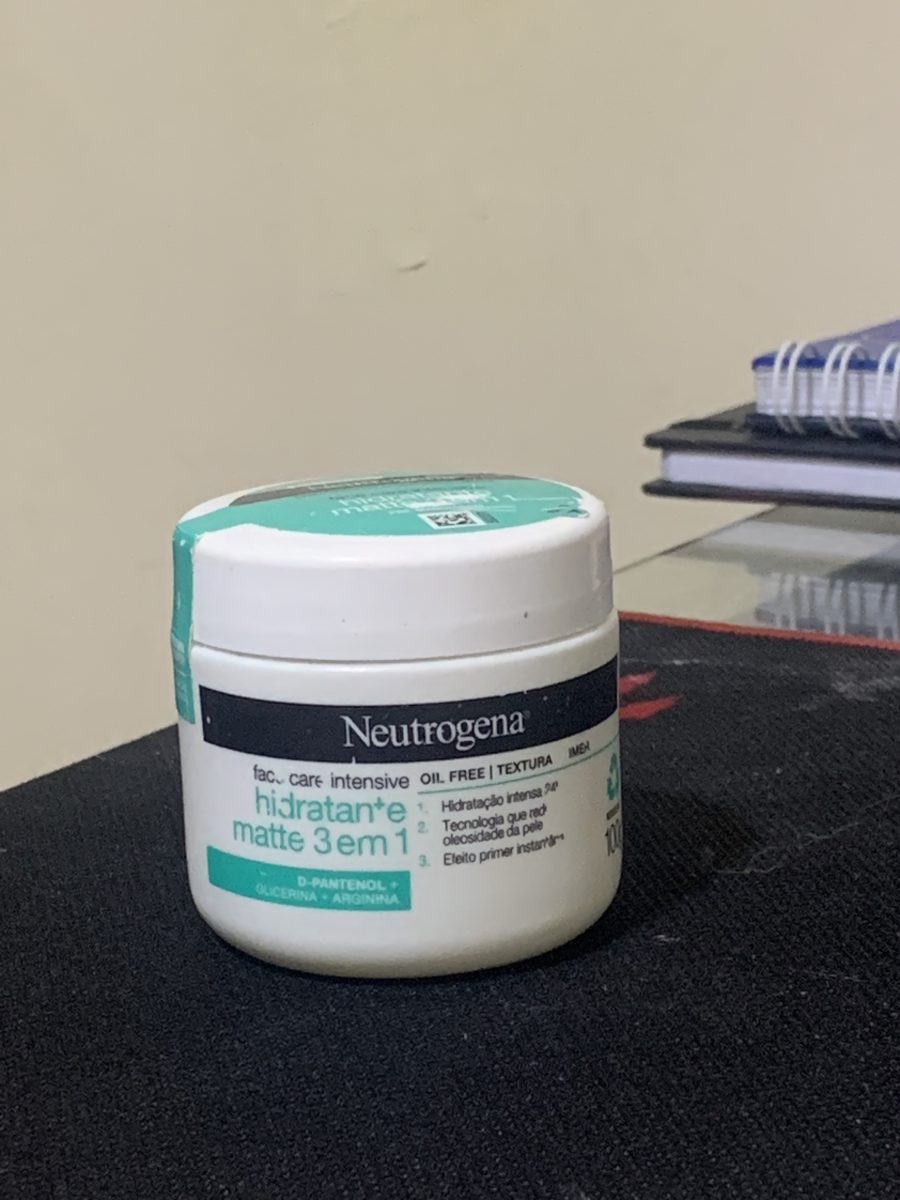 Neutrogena Face Care Intensive Hidratante Matte 100g