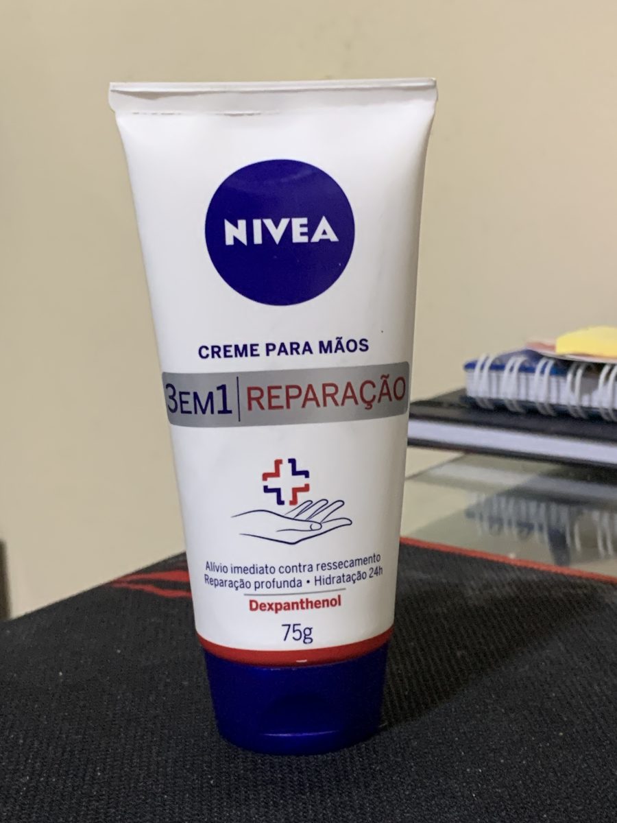 Nivea Creme Para Mãos 3 em 1 Reparação 75g