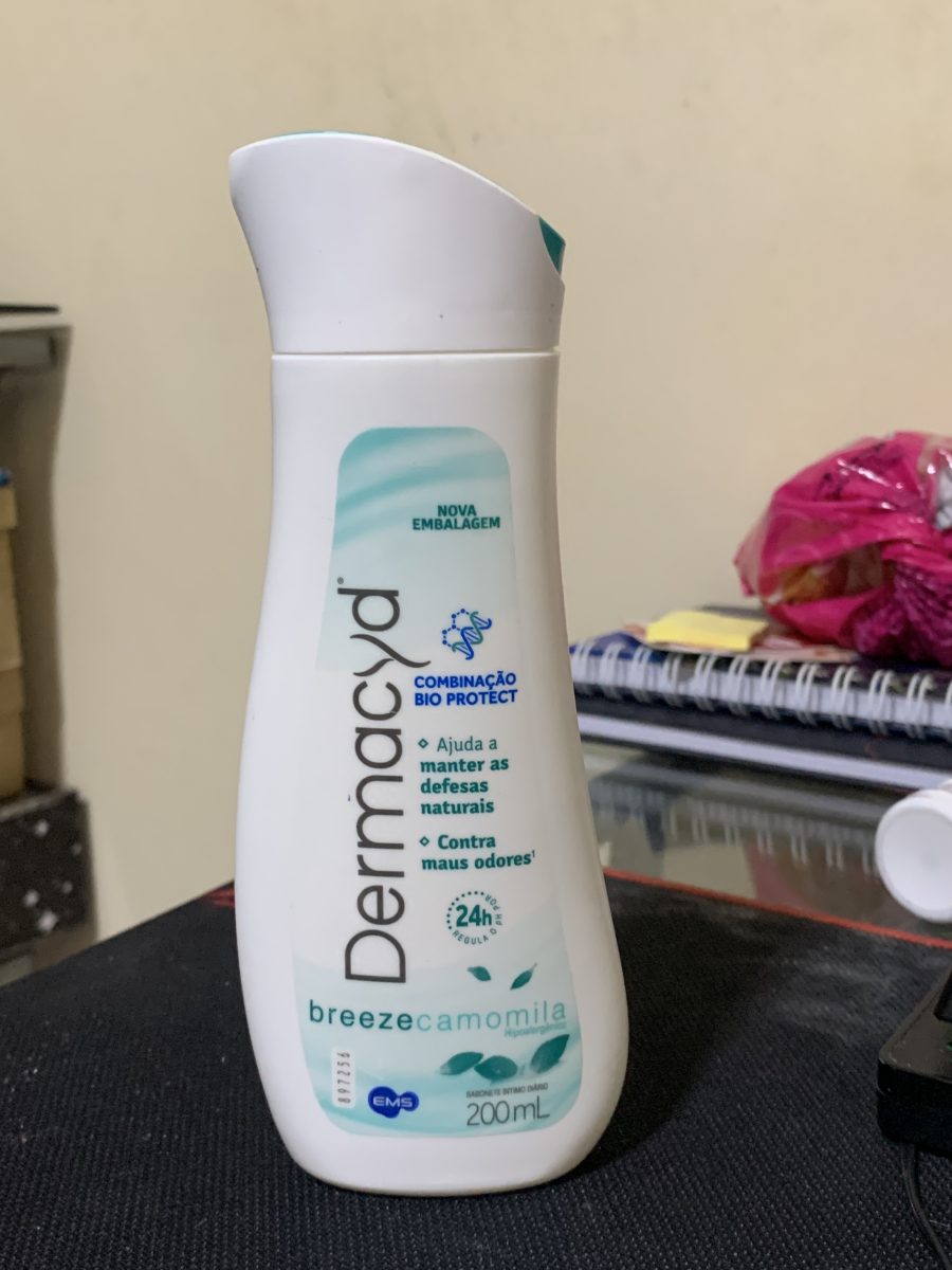 Sabonete Íntimo Dermacyd Breeze Camomila 200ml